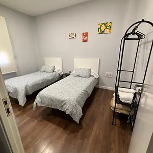  Habitación en casa particular Plaza De La Caleta 2
