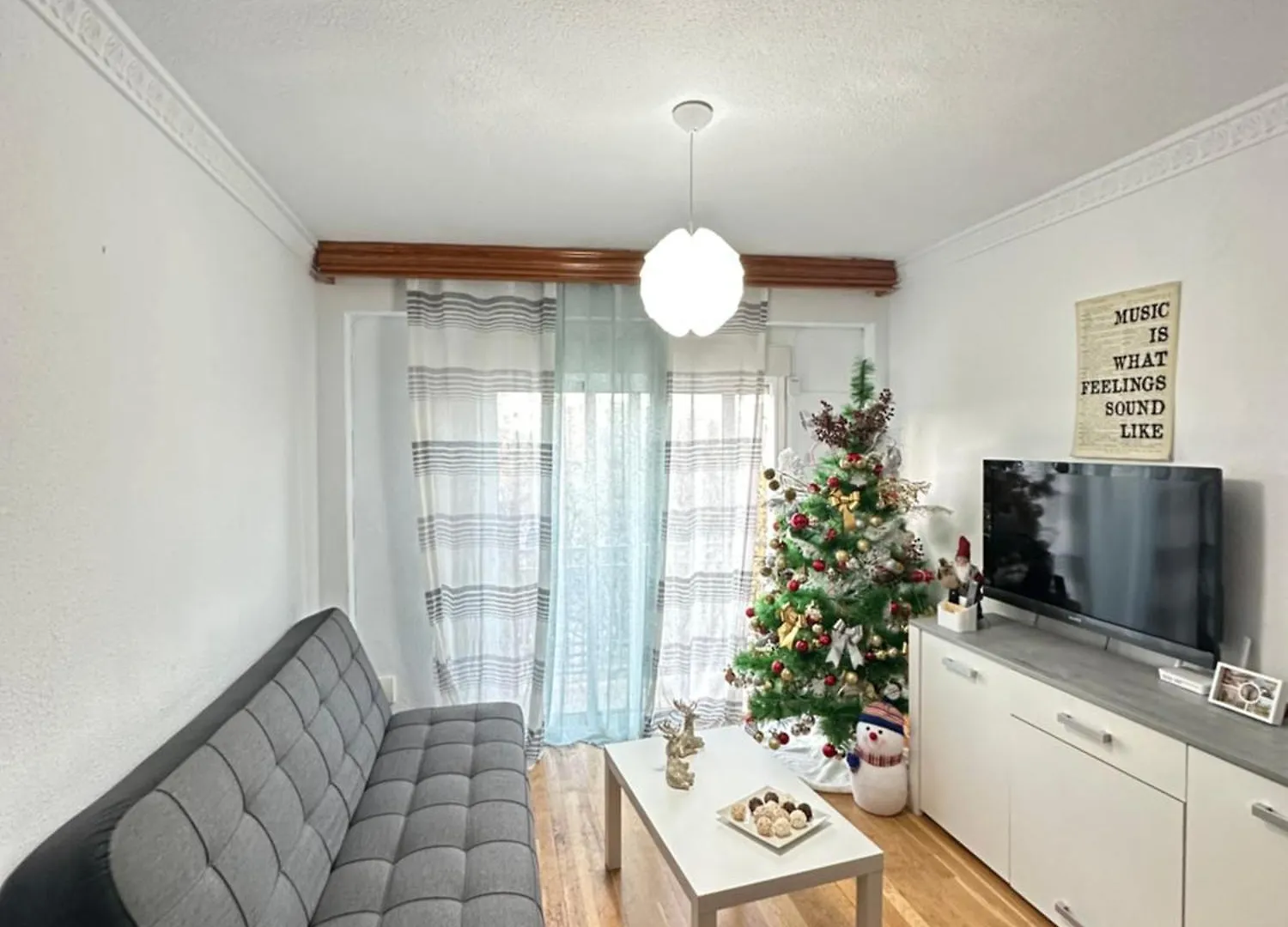 Habitaciones Ejemplares Granada Homestay
