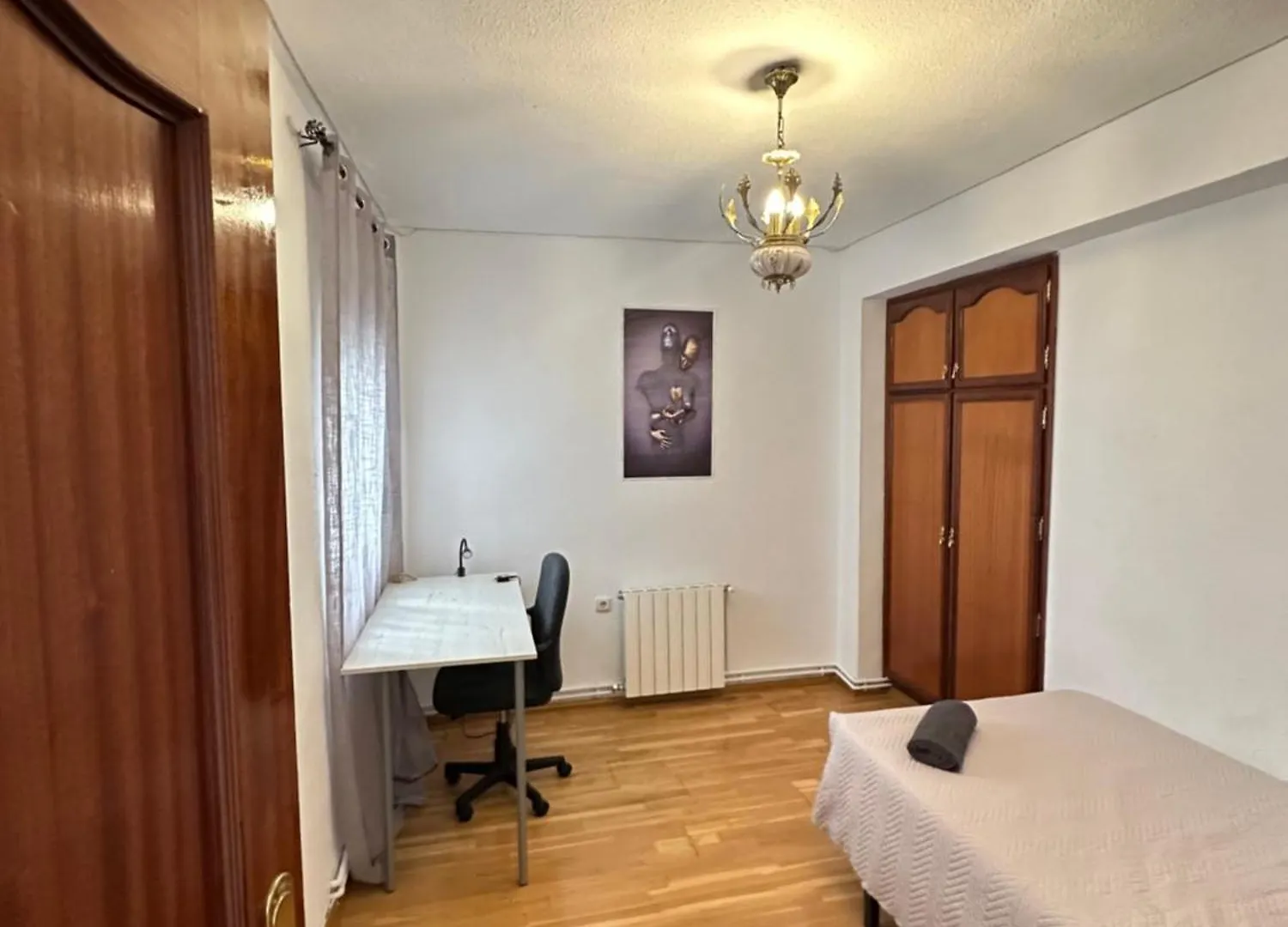 Habitaciones Ejemplares Granada Homestay